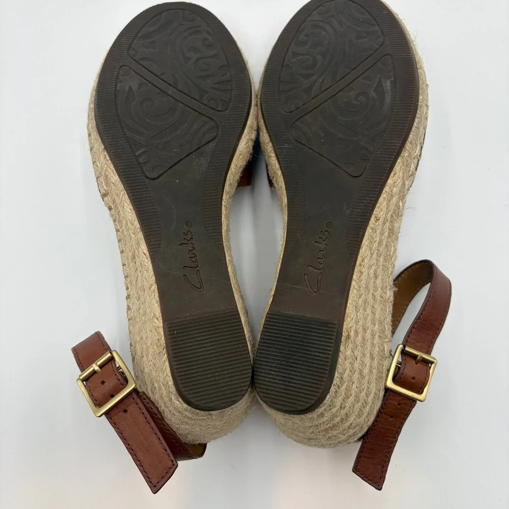 Clarks **slight discoloration